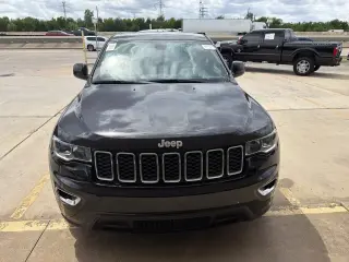 Jeep Grand Cherokee WK 2022 4x2 Laredo E 4dr SUV