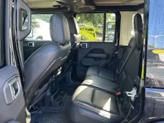 Jeep Wrangler 2025 4x4 Sahara 4p SUV