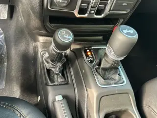 Jeep Wrangler 2025 4x4 Sahara 4p SUV