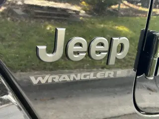 Jeep Wrangler 2025 4x4 Sahara 4p SUV