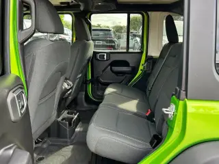 Jeep Wrangler 2025 4x4 Willys 4dr SUV