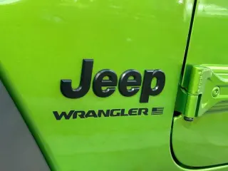 Jeep Wrangler 2025 4x4 Willys 4dr SUV