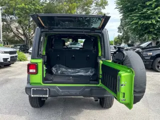 Jeep Wrangler 2025 4x4 Willys 4dr SUV