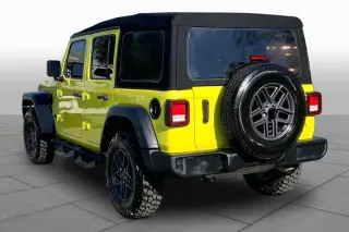 Jeep Wrangler 2024 4x4 Sport 4dr SUV