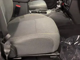 Jeep Wrangler 2024 4x4 Sport 4p SUV