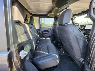 Jeep Wrangler 2024 4x4 Sport 4p SUV