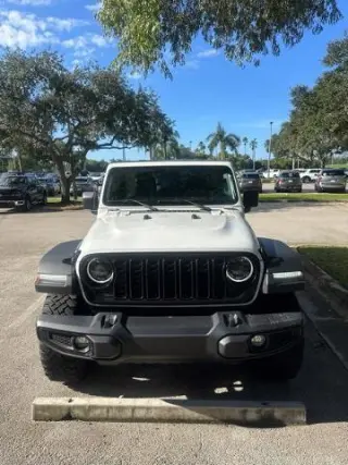 Jeep Wrangler 2024 4x4 Sport 4p SUV