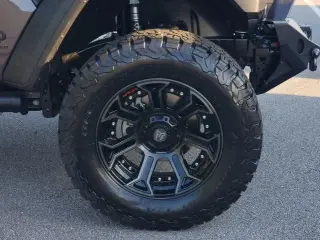 Jeep Wrangler 2024 4x4 Sport 4p SUV