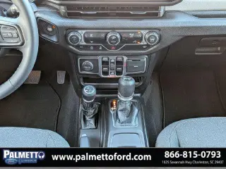 Jeep Wrangler 2025 4x4 Sport 4p SUV