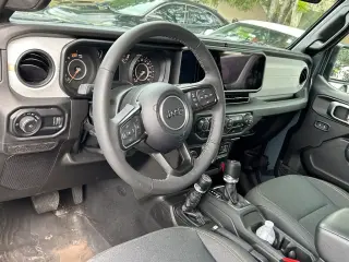 Jeep Wrangler 2025 4x4 Deportivo 2 SUV