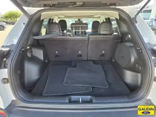 Jeep Cherokee 2021 4x4 Latitude Lux 4p SUV