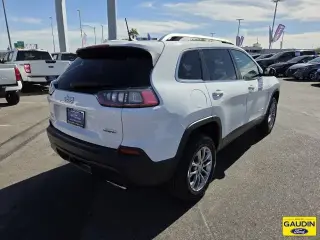 Jeep Cherokee 2021 4x4 Latitude Lux 4p SUV