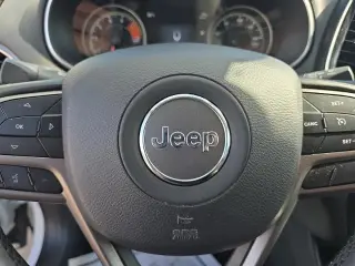 Jeep Cherokee 2019 4x4 Limited 4dr SUV