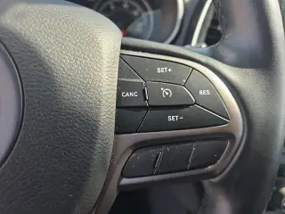 Jeep Cherokee 2019 4x4 Limited 4dr SUV
