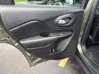 Jeep Cherokee 2019 4x4 Trailhawk 4dr SUV