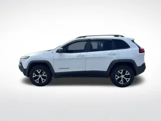 Jeep Cherokee 2017 4x4 Trailhawk 4p SUV