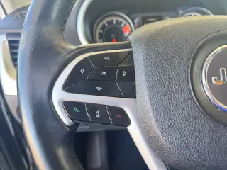 Jeep Cherokee 2018 Latitude Plus 4dr SUV
