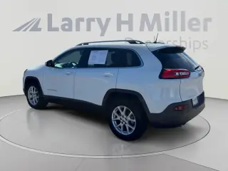 Jeep Cherokee 2018 Latitude Plus 4dr SUV