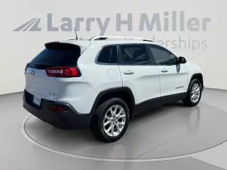 Jeep Cherokee 2018 Latitude Plus 4dr SUV