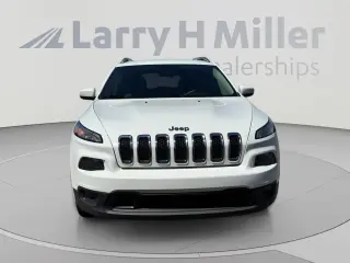 Jeep Cherokee 2018 Latitude Plus 4dr SUV