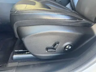 Jeep Cherokee 2018 Latitude Plus 4dr SUV