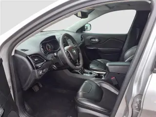 Jeep Cherokee 2020 Latitude Plus 4p SUV