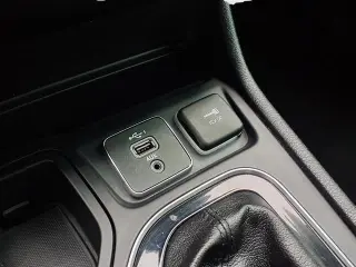 Jeep Cherokee 2020 Latitude Plus 4p SUV