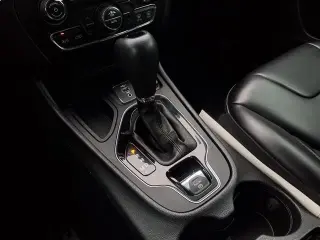 Jeep Cherokee 2020 Latitude Plus 4p SUV