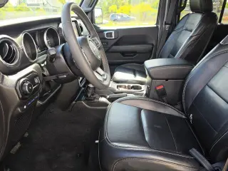 Jeep Wrangler 2023 4x4 Sahara 4xe 4dr SUV