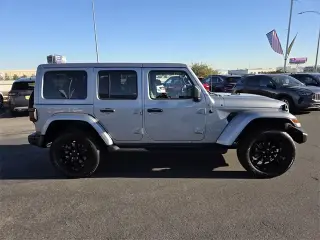 Jeep Wrangler Unlimited 2021 4x4 Sahara 4xe 4p SUV