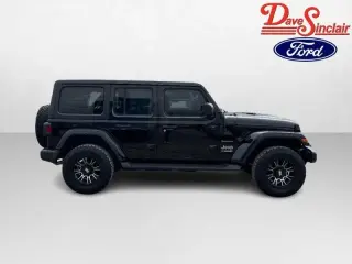 Jeep Wrangler Unlimited 2021 4x4 Sahara 4p SUV