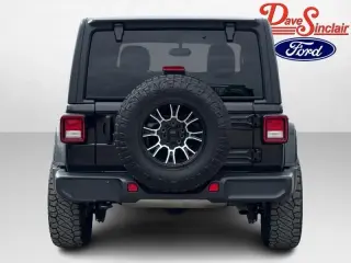Jeep Wrangler Unlimited 2021 4x4 Sahara 4p SUV