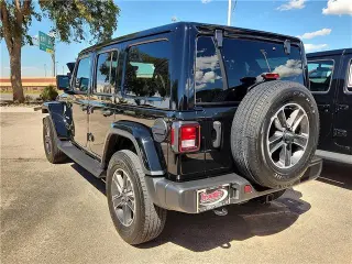 Jeep Wrangler 2023 4x4 Sahara 4dr SUV