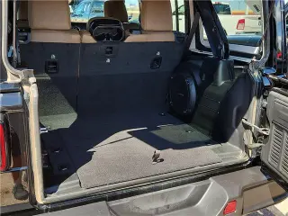 Jeep Wrangler 2023 4x4 Sahara 4dr SUV