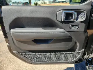Jeep Wrangler 2023 4x4 Sahara 4dr SUV