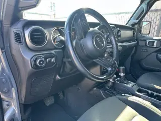 Jeep Wrangler Unlimited 2019 4x4 Sport 4p SUV