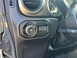 Jeep Wrangler Unlimited 2019 4x4 Sport 4p SUV