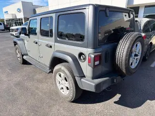Jeep Wrangler Unlimited 2020 4x4 Sport 4p SUV