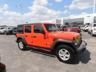 Jeep Wrangler Unlimited 2020 4x4 Sport SUV de 4 puertas