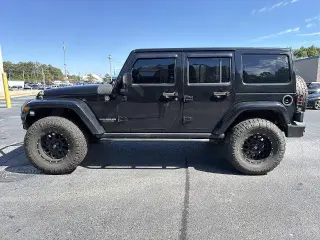 Jeep Wrangler Unlimited 2015 4x4 Sahara 4p SUV