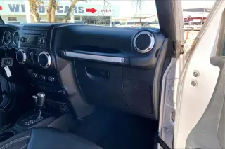 Jeep Wrangler Unlimited 2016 4x4 Sahara 4p SUV