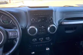 Jeep Wrangler Unlimited 2016 4x4 Sahara 4p SUV