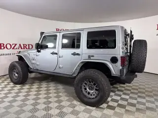 Jeep Wrangler Unlimited 2015 4x4 Sahara 4p SUV