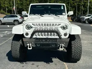 Jeep Wrangler Unlimited 2014 4x4 Sahara SUV 4p