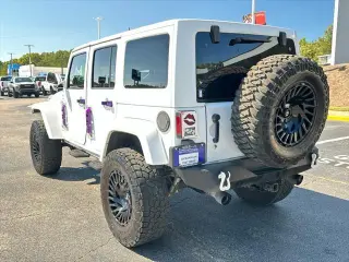Jeep Wrangler Unlimited 2014 4x4 Sahara SUV 4p