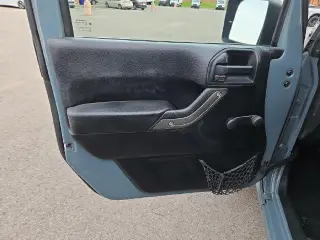Jeep Wrangler Unlimited 2014 4x4 Sport 4p SUV