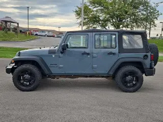 Jeep Wrangler Unlimited 2014 4x4 Sport 4p SUV