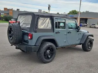 Jeep Wrangler Unlimited 2014 4x4 Sport 4p SUV