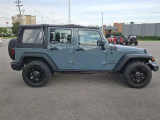 Jeep Wrangler Unlimited 2014 4x4 Sport 4p SUV