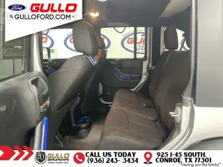 Jeep Wrangler Unlimited 2015 4x4 Sport 4p SUV